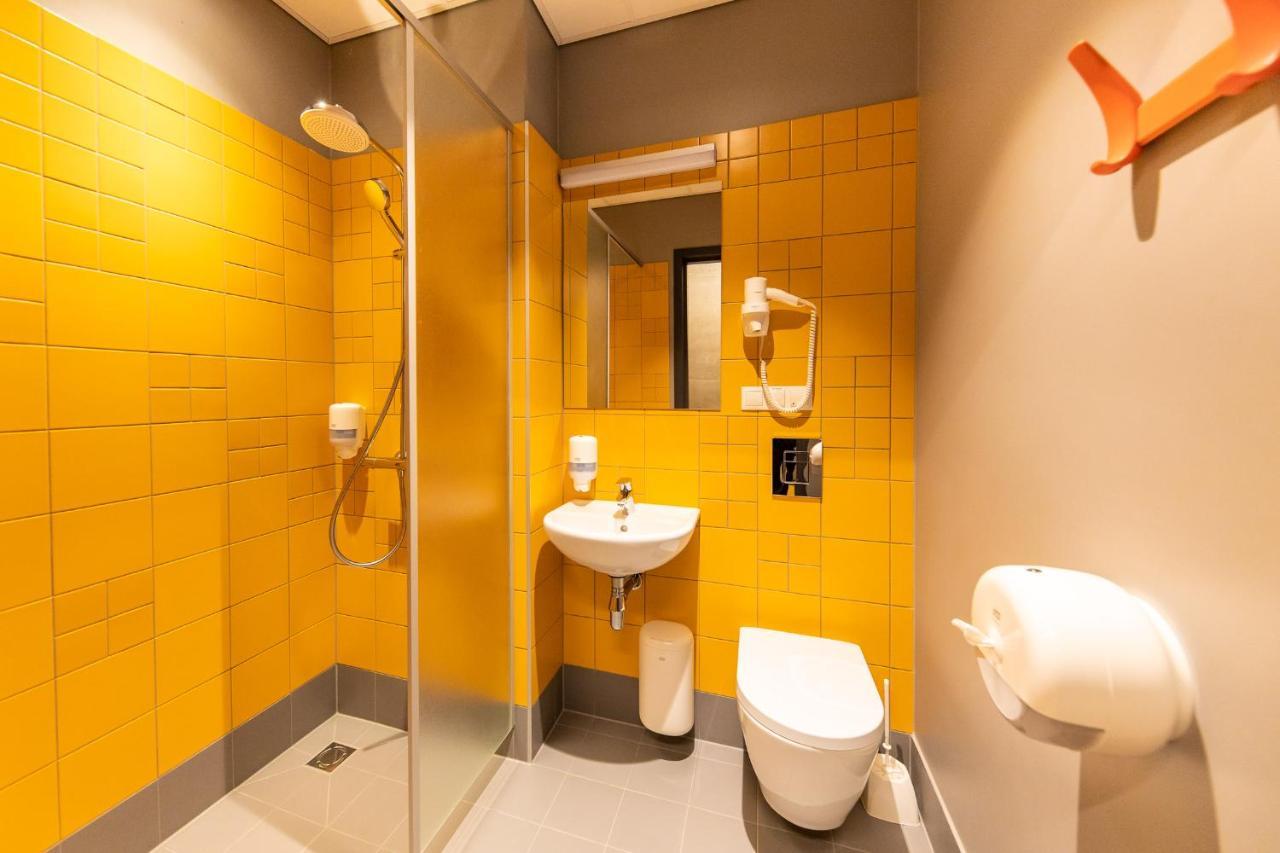 Stadium Hotel Valmiera Bagian luar foto