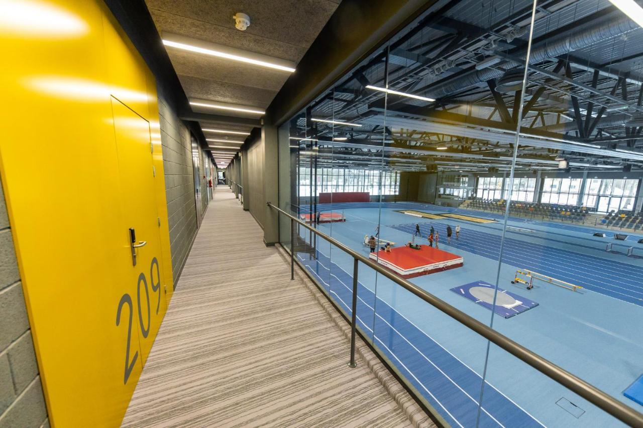 Stadium Hotel Valmiera Bagian luar foto